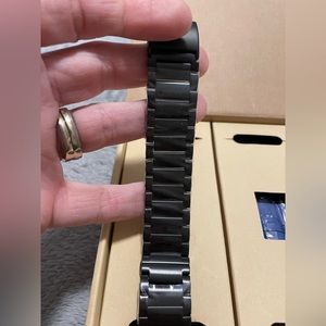 Never used smart watch metal band